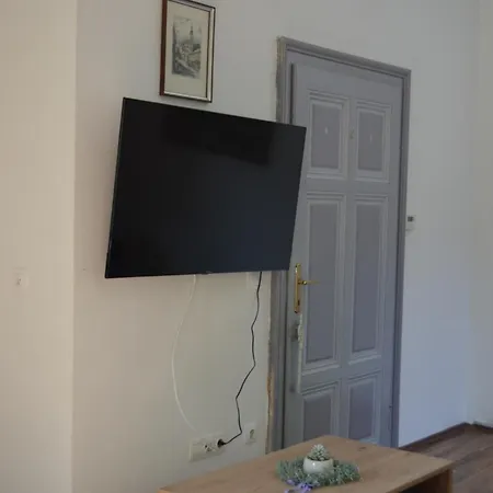 Gemütliche - Apartamento